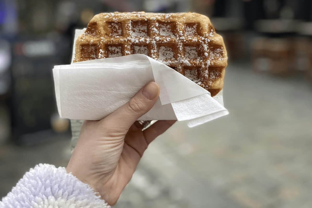 Brussels: Secret Food Tour Waffle