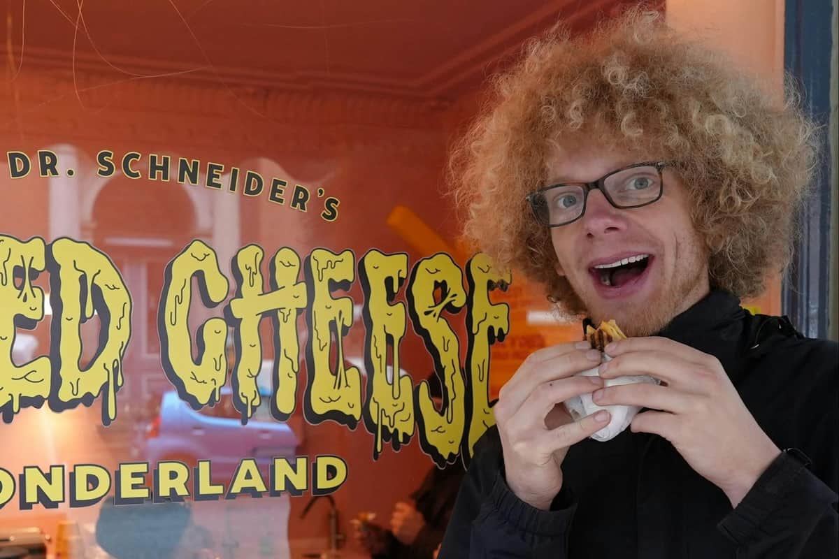 Tour guide Malte enjoys Grilled Cheese Wonderland