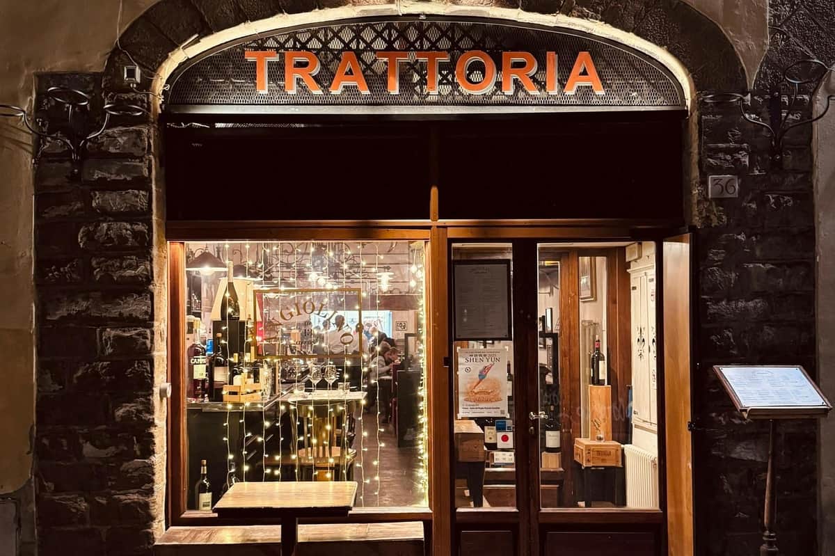 Florence: Self-Guided Food Tour + Wine Pairings Restaurant
