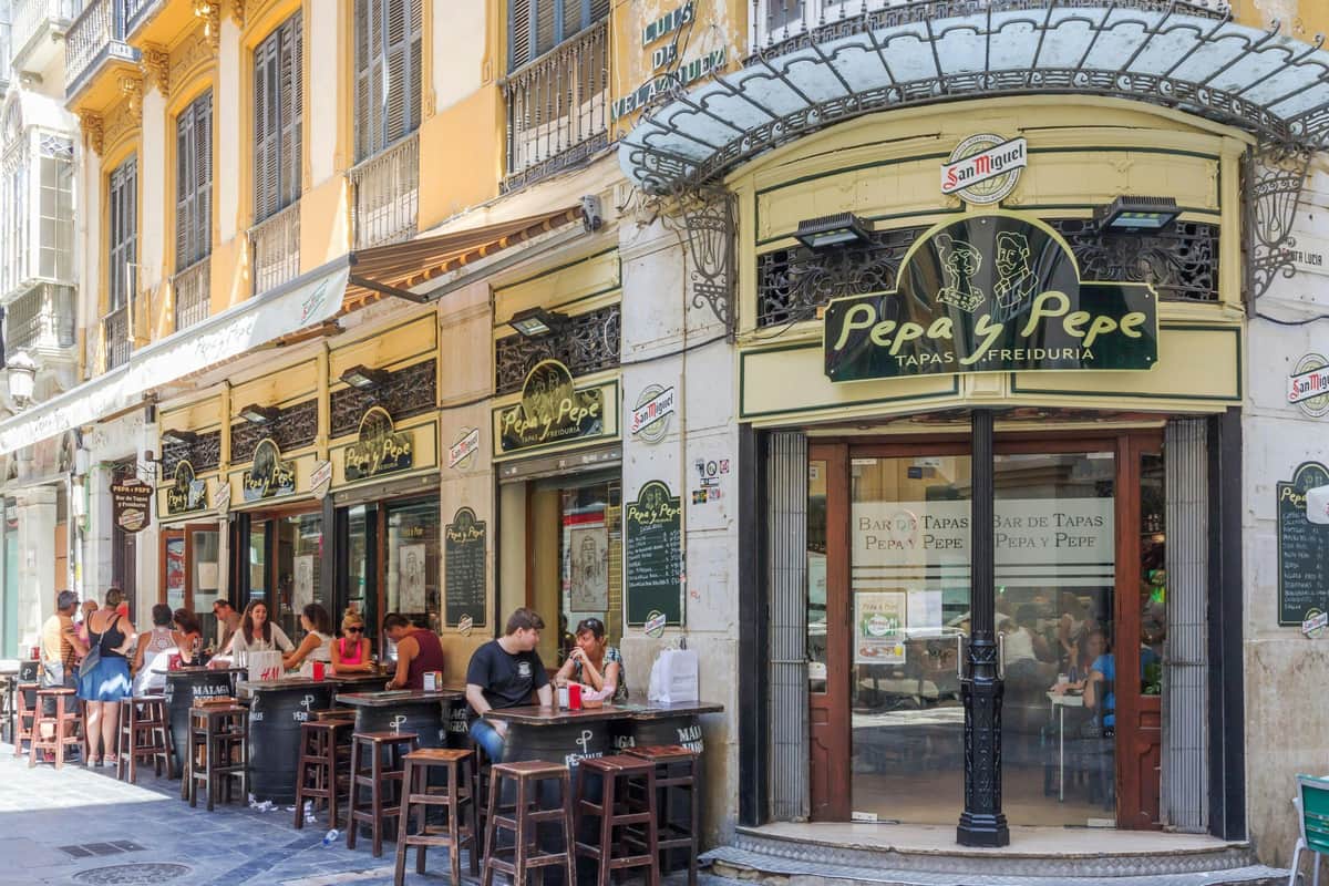 Malaga: Guided Food Tour + Drinks Local venue