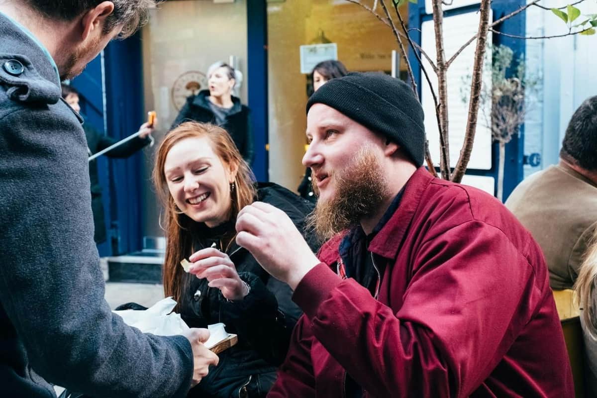 Edinburgh: 2-Hr Guided Cheese Crawl Food tasting