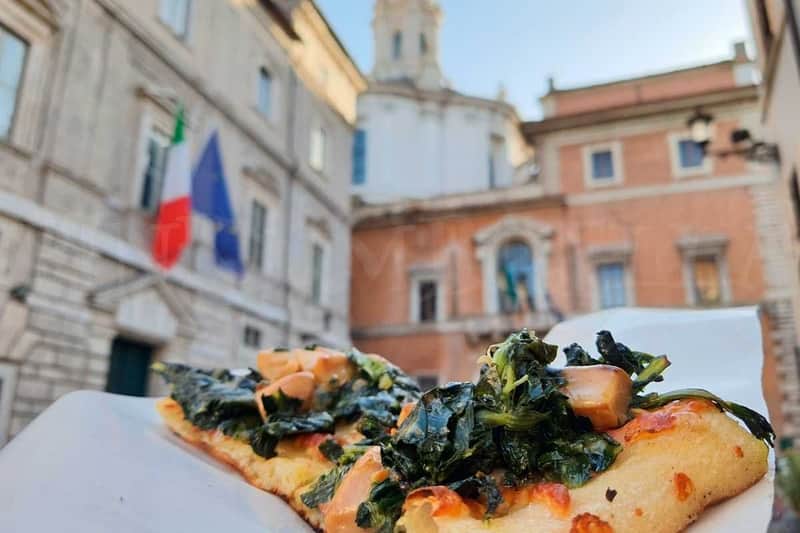 Pizza Slice beim Pantheon