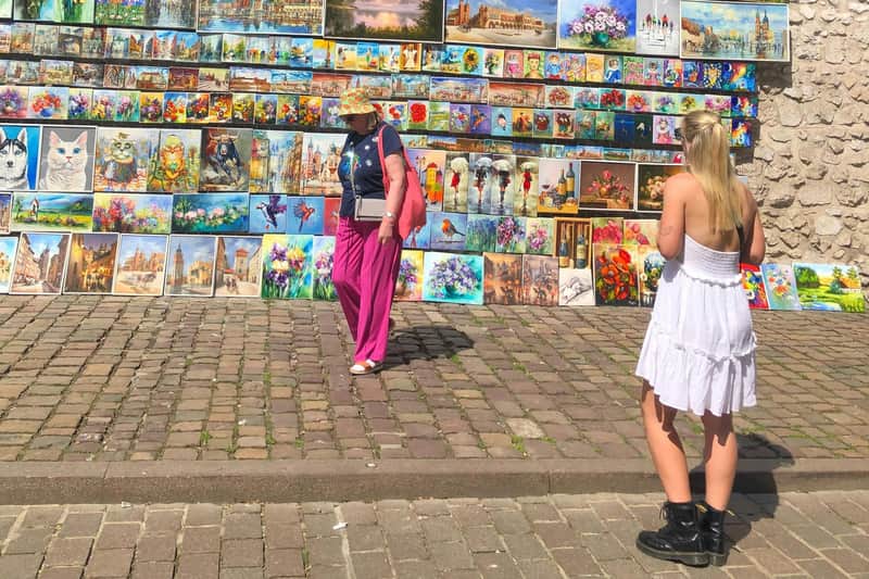 Girl enjoying some art in Krakow