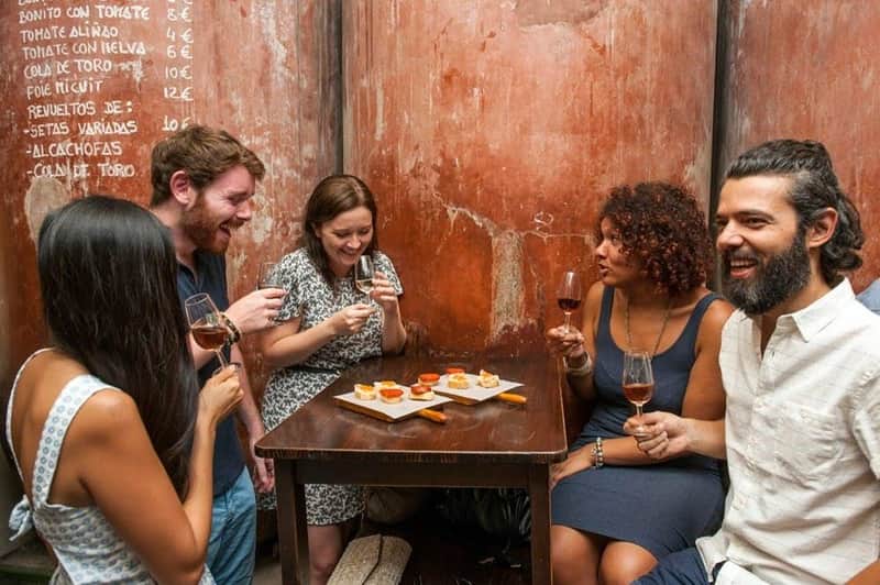 Seville: Tapas, Taverns & History Guided Tour