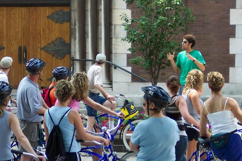 Bikes, Bites & Brews® Chicago's Signature Dishes Bike Tour